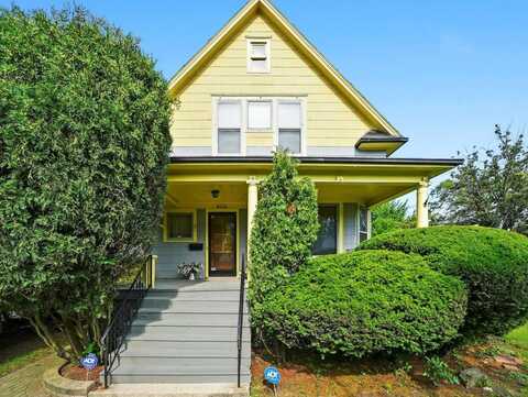 31 Bluff Avenue, La Grange, IL 60525