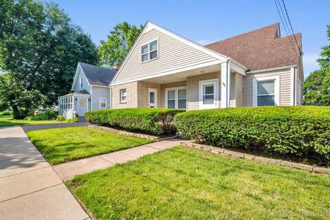 501 S 12th Avenue, Saint Charles, IL 60174