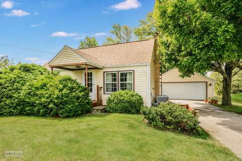 908 E Main Street, Newark, IL 60541
