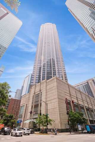 512 N MCCLURG Court, Chicago, IL 60611