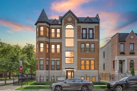 4956 S Champlain Avenue, Chicago, IL 60615