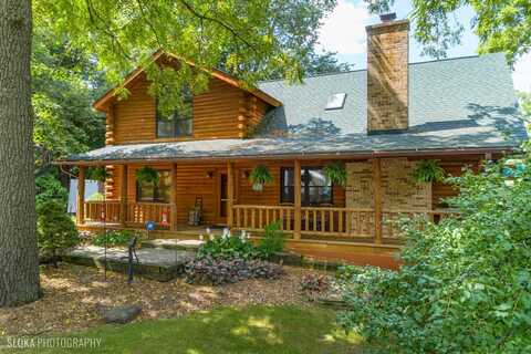 723 N River Road, Algonquin, IL 60102
