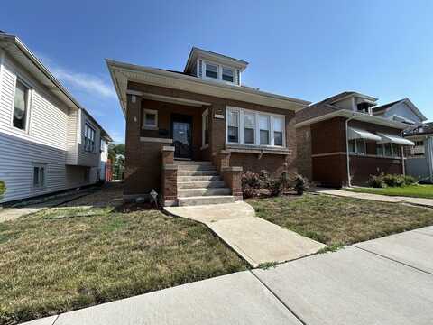 4942 W Altgeld Street, Chicago, IL 60639