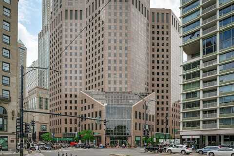 950 N Michigan Avenue, Chicago, IL 60611