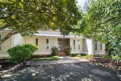2546 Tantelon Place, Winston Salem, NC 27127