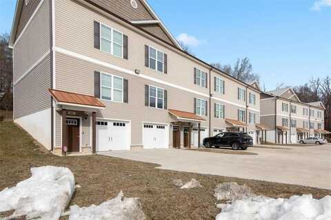 603,605,607 Riverside Drive, Mount Airy, NC 27030