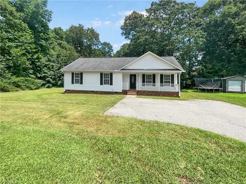 1312 Unity Street, Thomasville, NC 27360