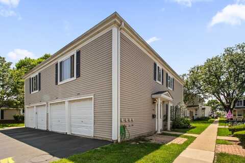 1451 COVE Drive, Prospect Heights, IL 60070