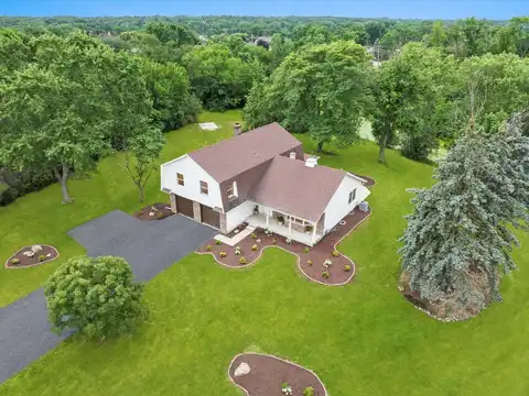 13456 W Red Coat Drive, Lemont, IL 60439