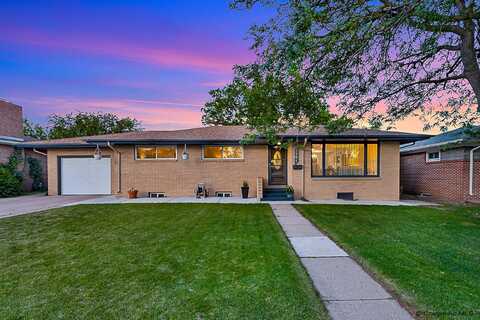 5501 FREDERICK DR, Cheyenne, WY 82009