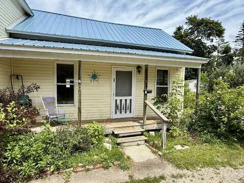 300 CASS STREET, CHEBOYGAN, MI 49721