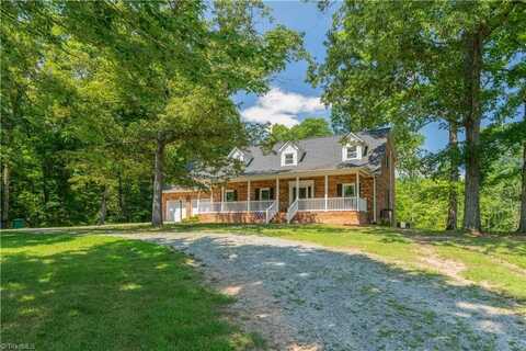 3193 Piney Mountain Road, Walnut Cove, NC 27052