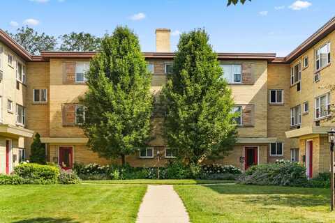 2117 Howard Street, Evanston, IL 60202