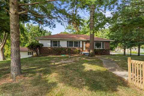 5619 Arrow Head Court, Decatur, IL 62521