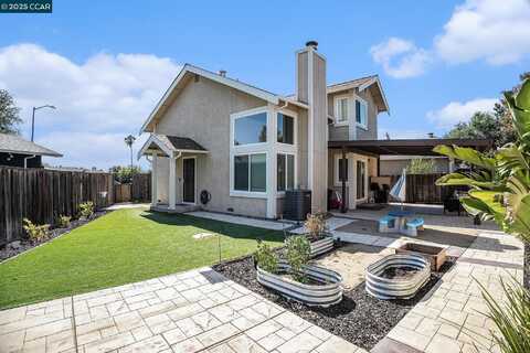 354 Hazelnut Lane, Oakley, CA 94561