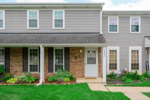 1257 Downing Street, Roselle, IL 60172