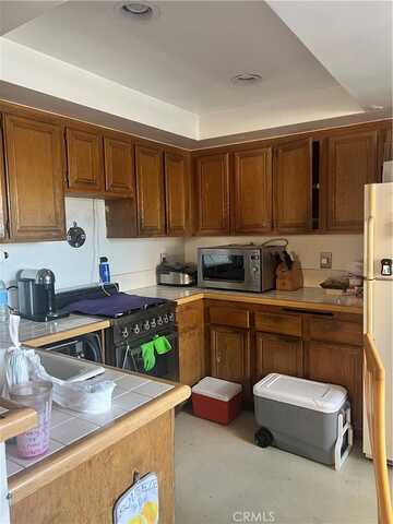 17333 Brookhurst Street, Fountain Valley, CA 92708