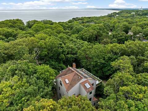 15 Nonantum Road, Plymouth, MA 02360