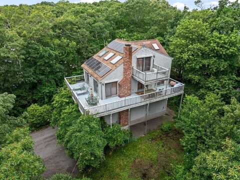15 Nonantum Road, Plymouth, MA 02360