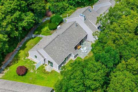 20 Woodrise Road, Falmouth, MA 02540