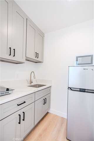 10691 McKeen Studio Street, Garden Grove, CA 92843