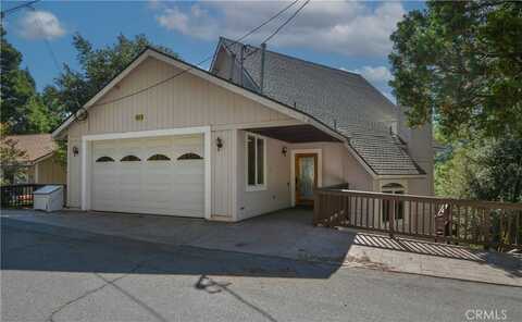 237 E Zermat Drive, Crestline, CA 92325