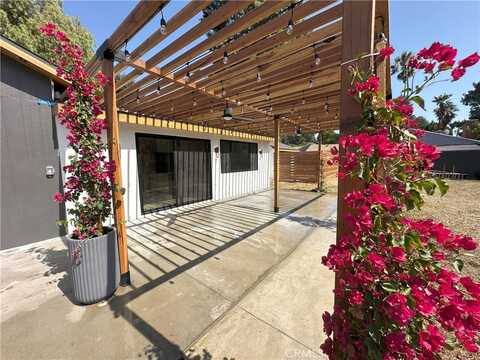 6701 Andasol Avenue, Lake Balboa, CA 91406