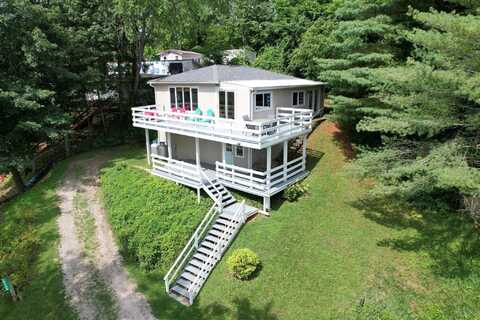 29308 Lake Logan Road, Logan, OH 43138