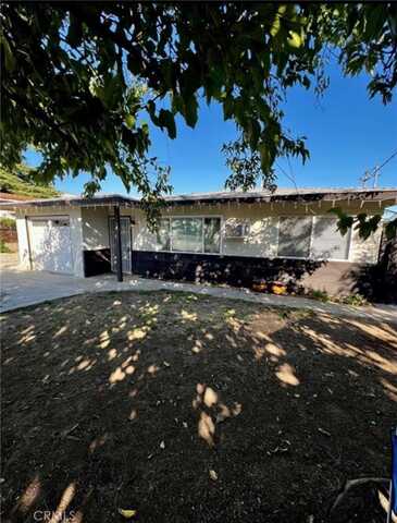 174 Maple Avenue, Beaumont, CA 92223