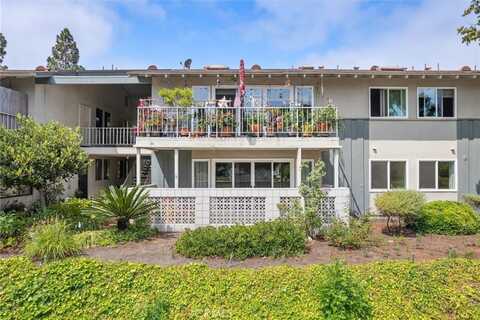 46 Calle Aragon, Laguna Woods, CA 92637