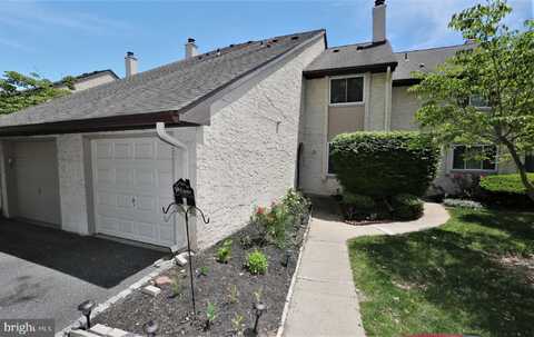 94 TENNYSON DRIVE, PLAINSBORO, NJ 08536
