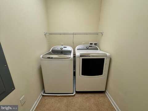 4322 CHAMPIONS RUN, CHERRY HILL, NJ 08002