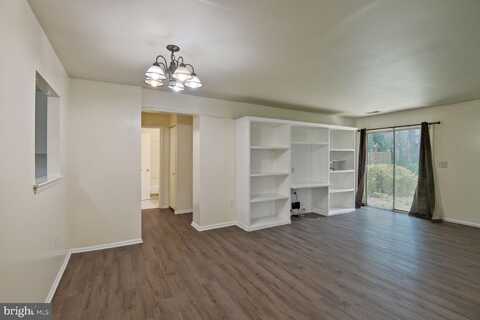 7216 LOST SPRING COURT, LANHAM, MD 20706