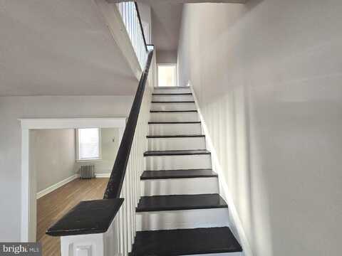 204 W DUNCANNON AVENUE, PHILADELPHIA, PA 19120