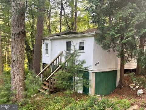 1240 PINE GROVE ROAD, GARDNERS, PA 17324