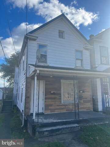416 WINCHESTER AVENUE, MARTINSBURG, WV 25401