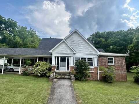 208 County Road 81, Fort Payne, AL 35967