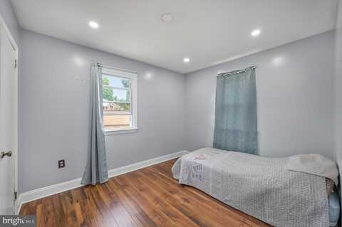 108 E FRANKLIN AVENUE, BEVERLY, NJ 08010