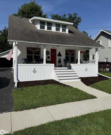 507 N 3rd Street, Clear Lake, IA 50428