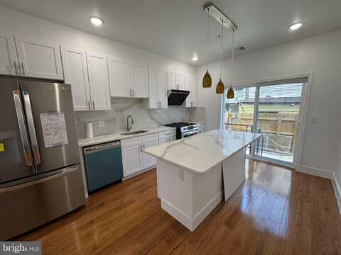 2611 S MARSHALL STREET, PHILADELPHIA, PA 19148