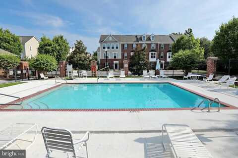 600 EDELEN STATION PLACE, LA PLATA, MD 20646