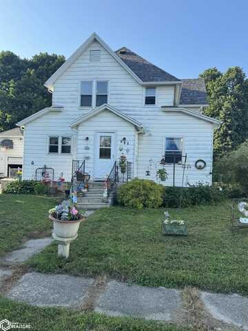110 W Walnut Avenue, Manly, IA 50456