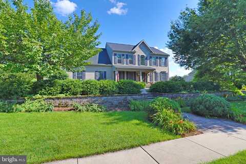 14 CRIMSON LANE, LITITZ, PA 17543