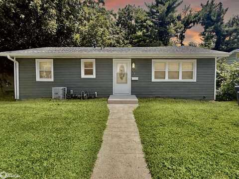 314 S Woodlawn, Burlington, IA 52601