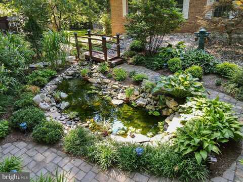 301 CORNER KETCH ROAD, DOWNINGTOWN, PA 19335