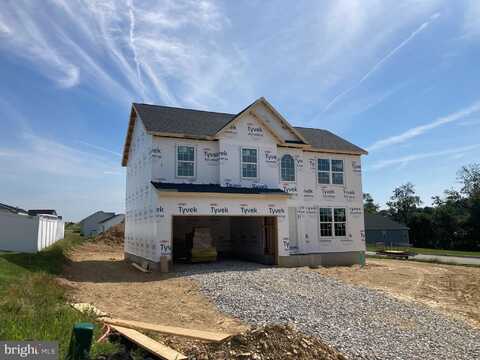 1520 MAPLE LANE, HANOVER, PA 17331