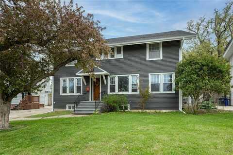 394 25th Street SE, Cedar Rapids, IA 52403
