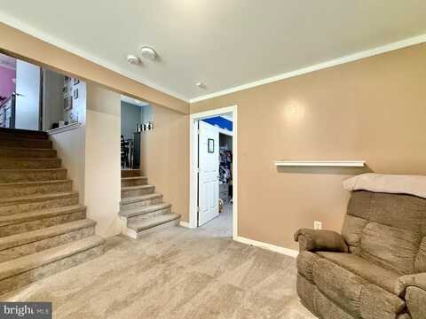 1444 FIFTEENTH AVENUE, WILLIAMSTOWN, NJ 08094