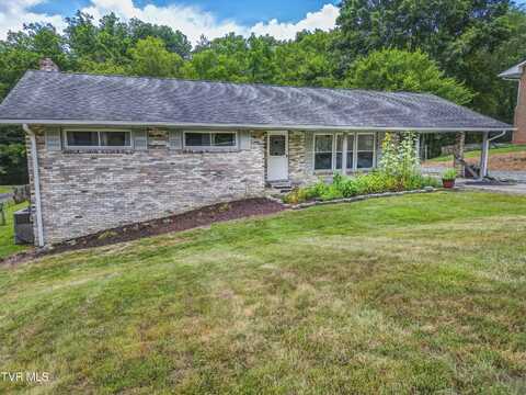 4005 Leaning Pine Road, Kingsport, TN 37660