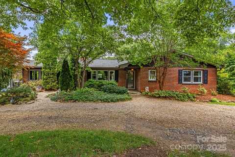 211 Hamburg Mountain Road, Weaverville, NC 28787